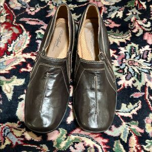 Nice comfortable shoes by Naturalizer size 9m